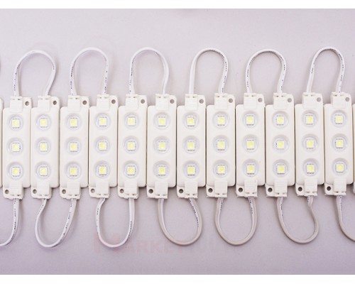 Светодиодный модуль DKB 3SMD 5050 холодный белый 68,2x19,5x5,7 мм.